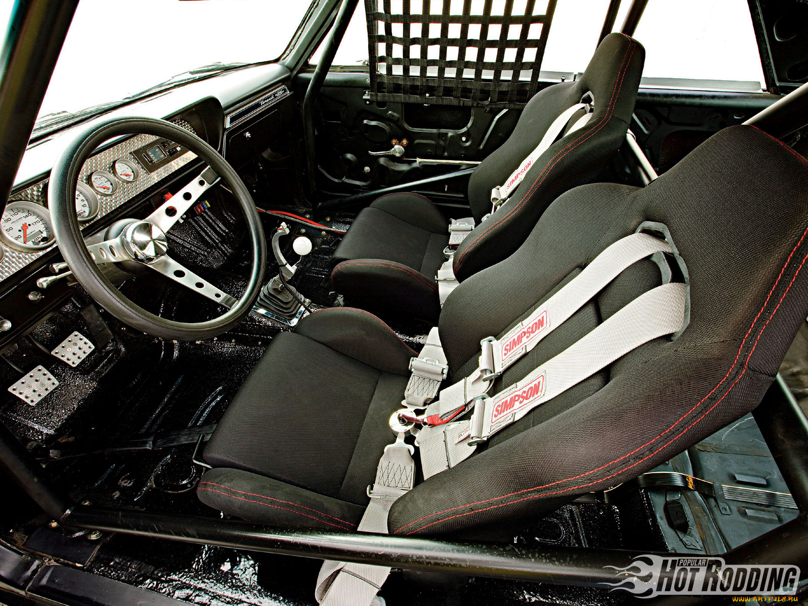 автомобили, интерьеры