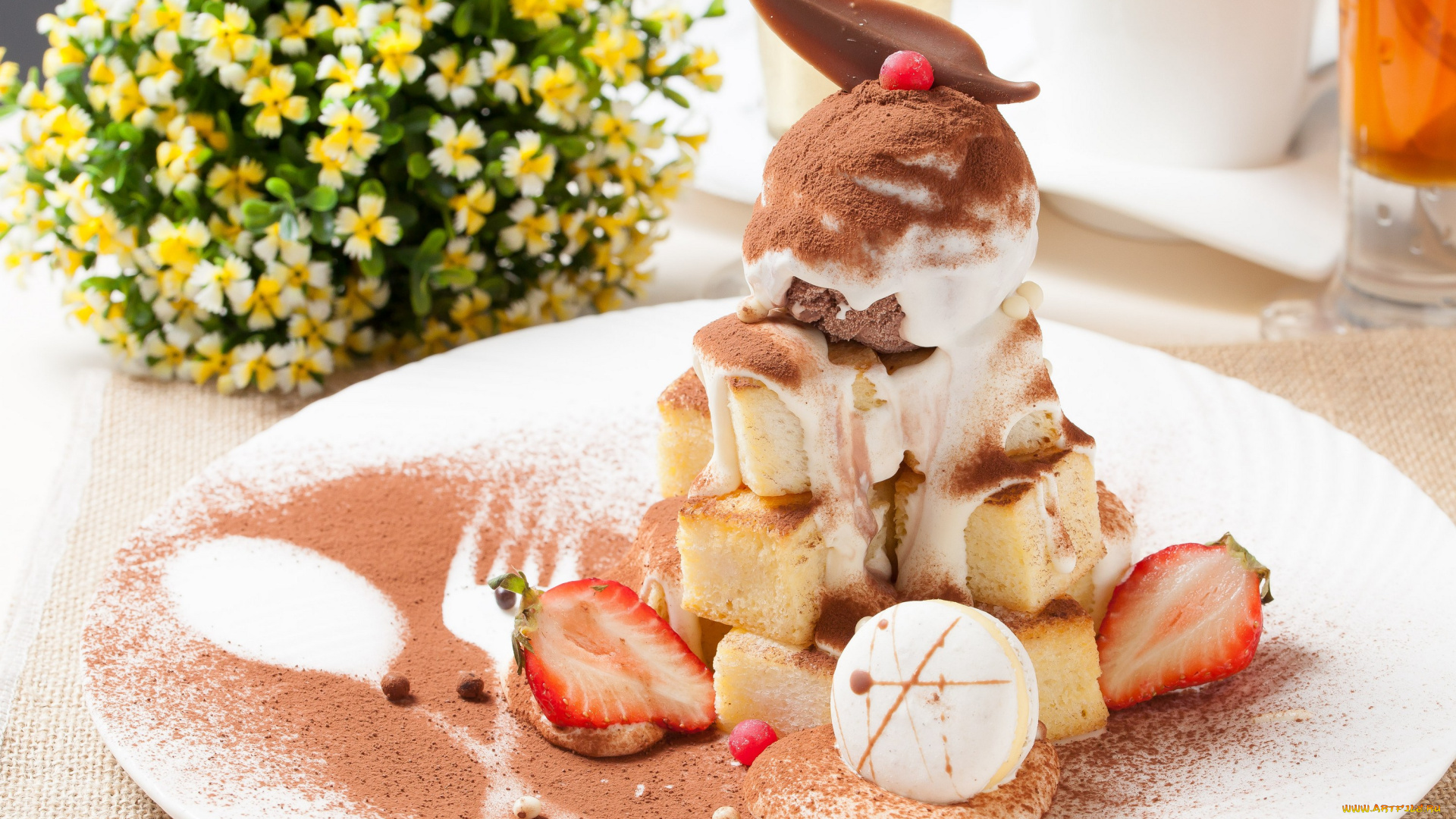 еда, мороженое, , десерты, клубника, макаруны, сладкое, десерт