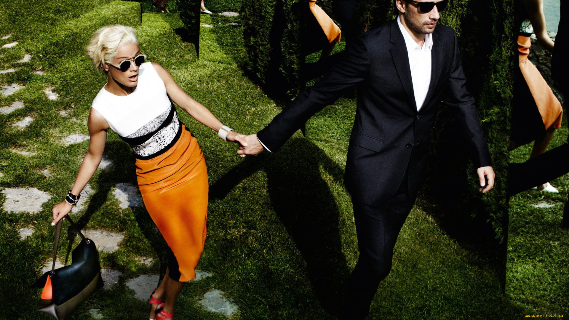 разное, знаменитости, carolyn, murphy, matthias, schoenaerts, зеркала, лужайка, сумка, очки