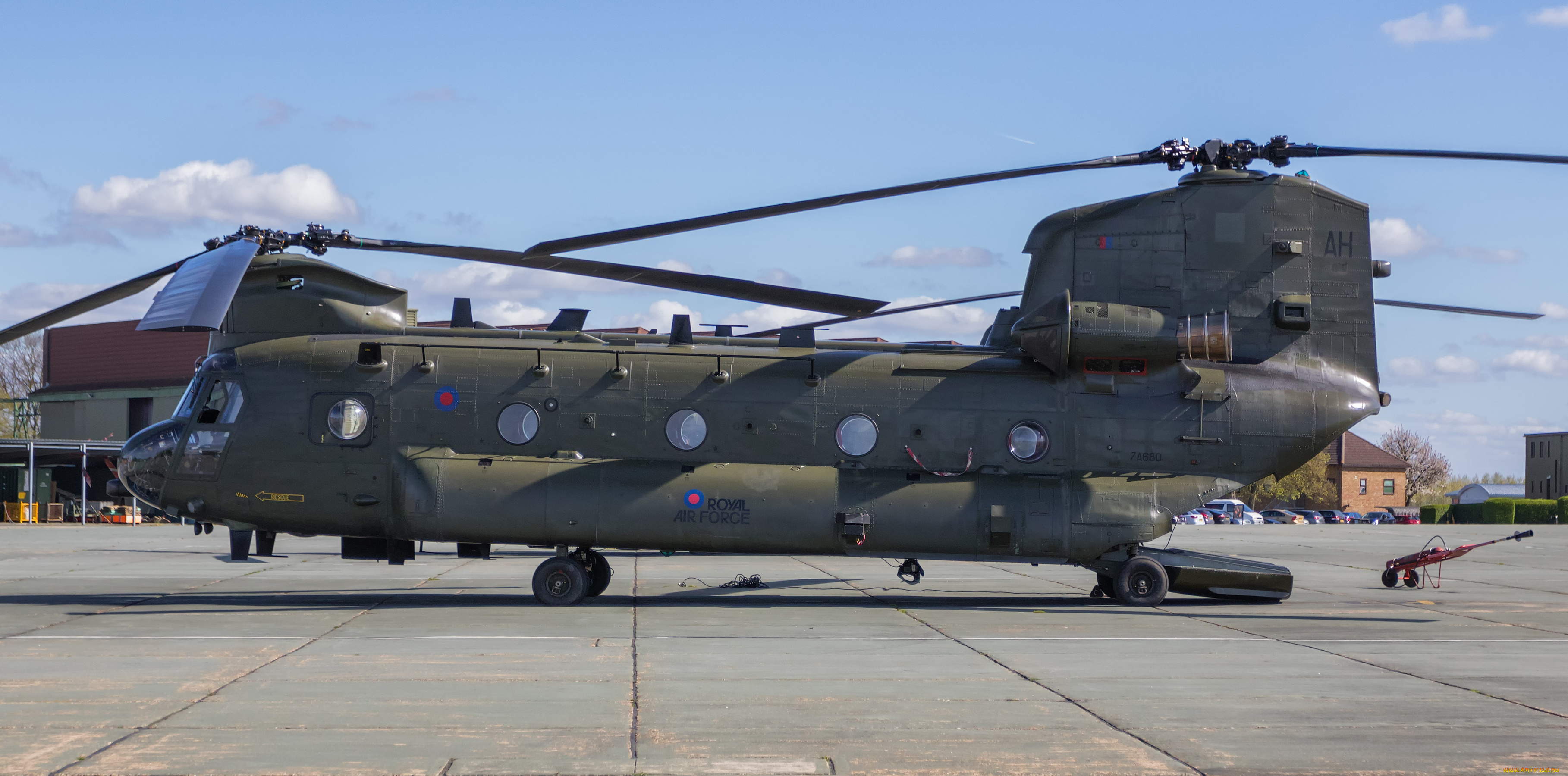 авиация, вертолёты, boeing, vertol, ch47, hc4, chinook, za680, 2