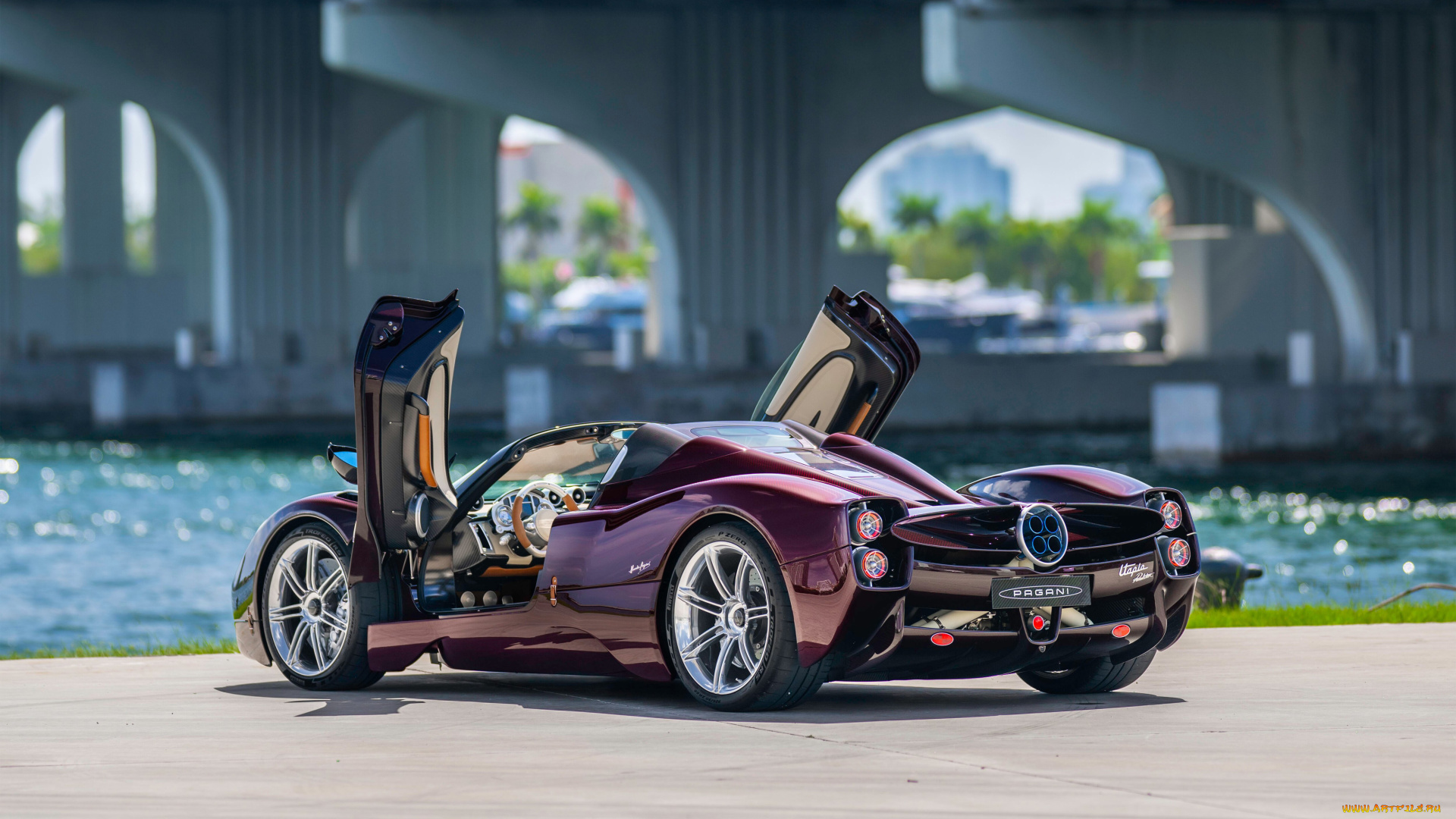 автомобили, pagani