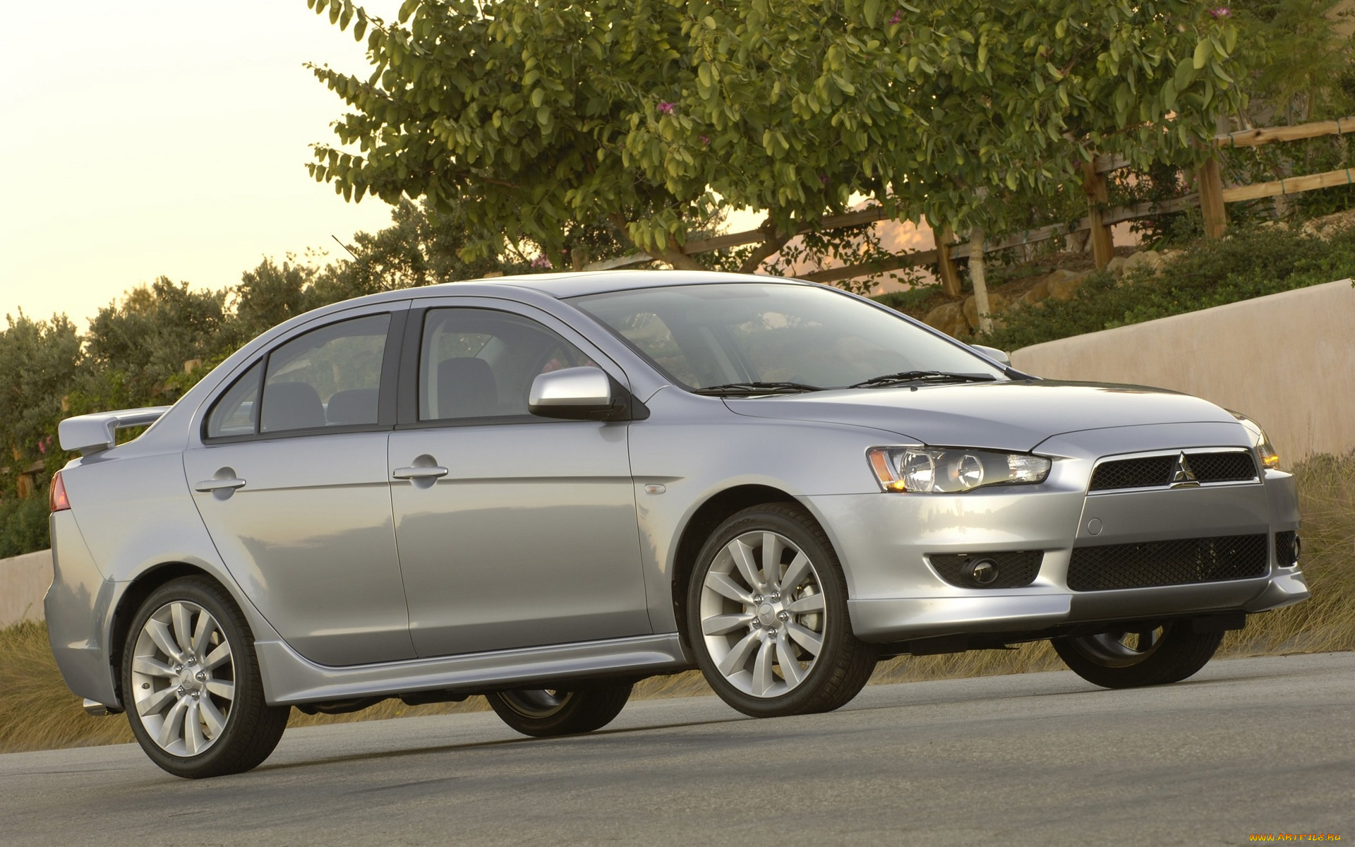 автомобили, mitsubishi
