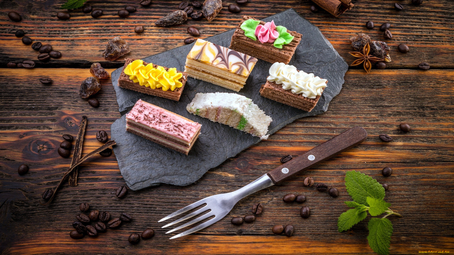 еда, пирожные, , кексы, , печенье, кофейные, зерна, мята, бадьян, ассорти