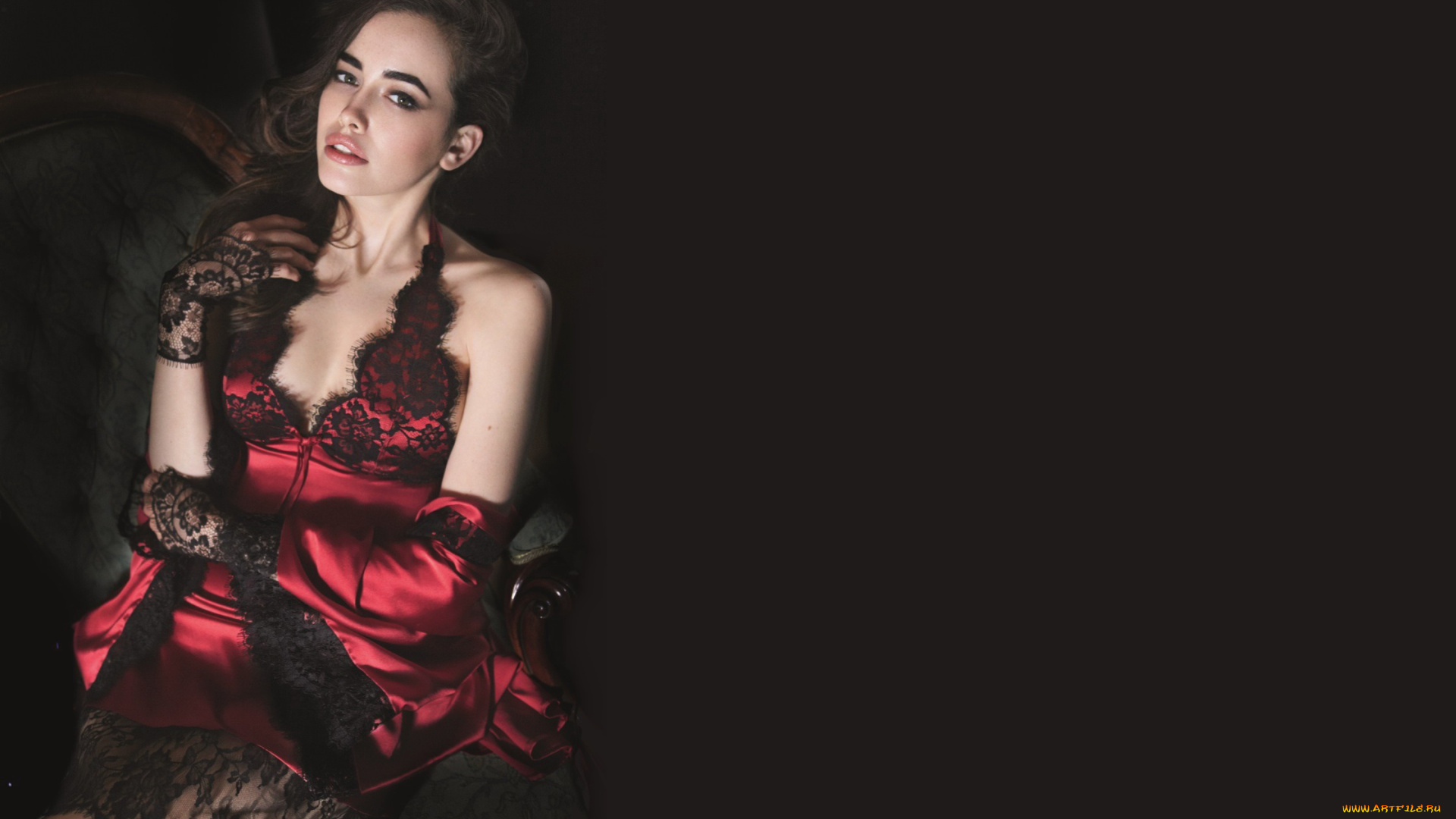 девушки, sarah, stephens, модель, шатенка, белье, кружево, шелк, кресло