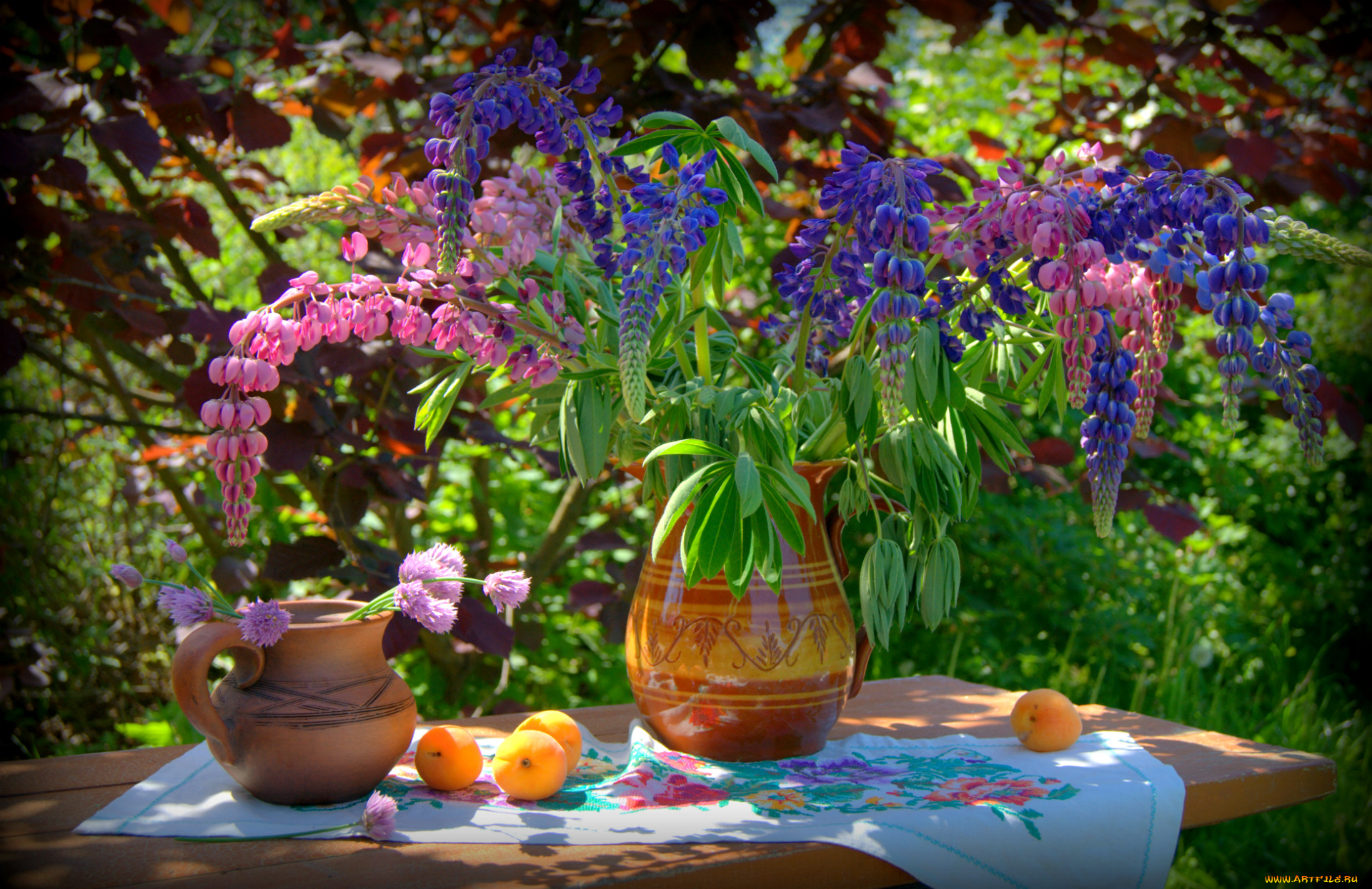 цветы, люпин, абрикосы, кувшин, вышивка, букет, натюрморт