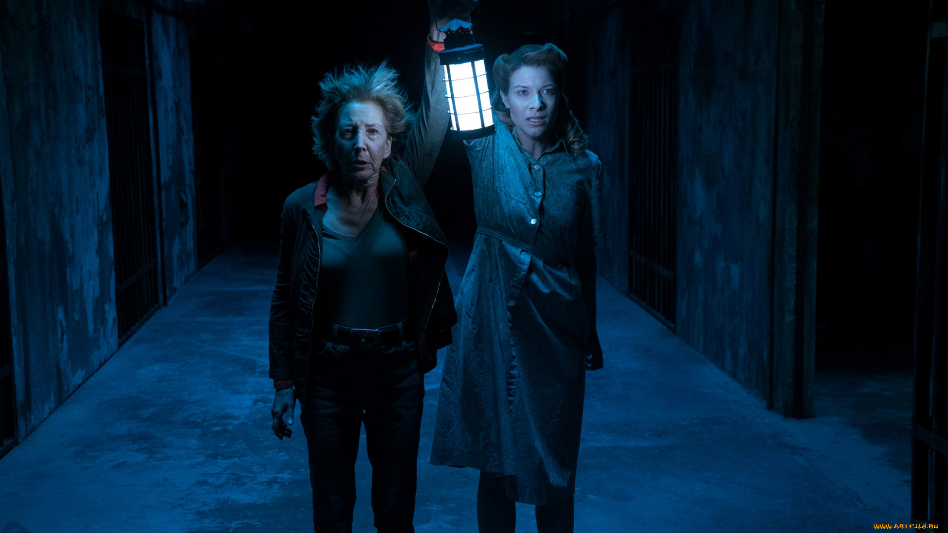 astral, 4, , the, last, key, кино, фильмы, insidious, женщины, фонарь, коридор, ужастик