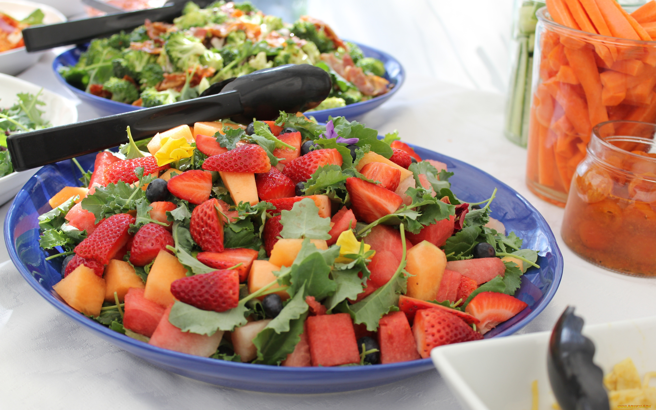 еда, салаты, , закуски, фрукты, ягоды, салат, клубника, арбуз