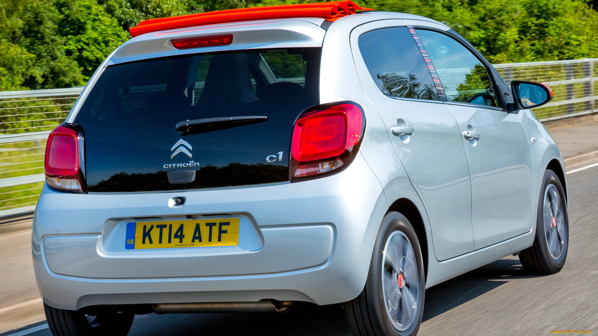 автомобили, citroen, светлый, 2014г, uk-spec, citroеn, 5-door, airscape, c1