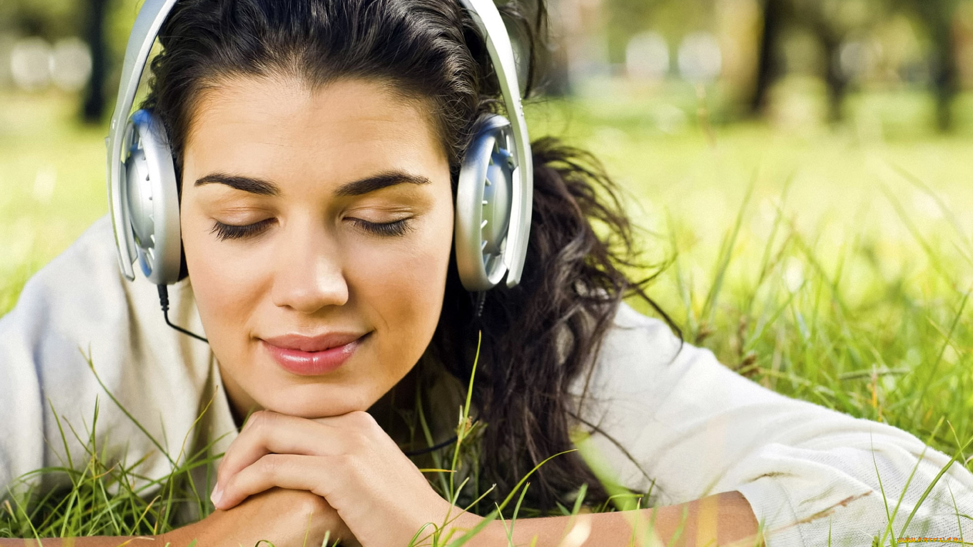 музыка, -другое, природа, лицо, трава, девушка, наушники