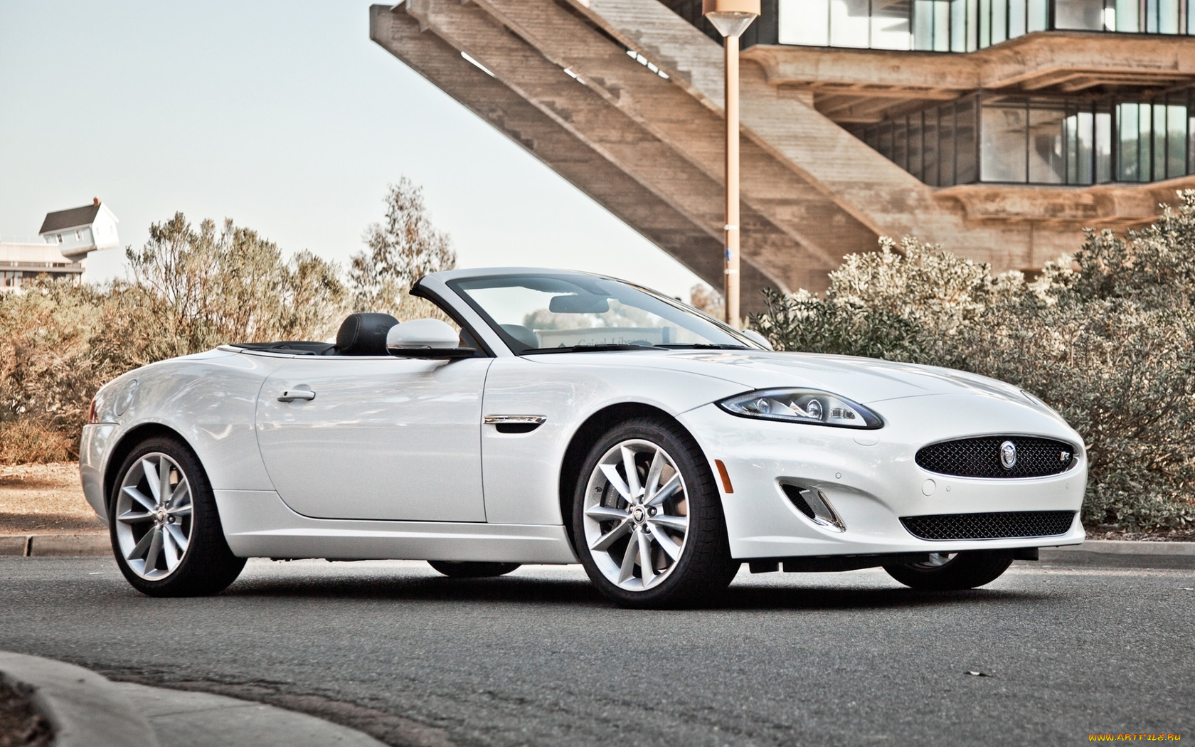 автомобили, jaguar, кабриолет, здание, белый, передок, Ягуар, фон
