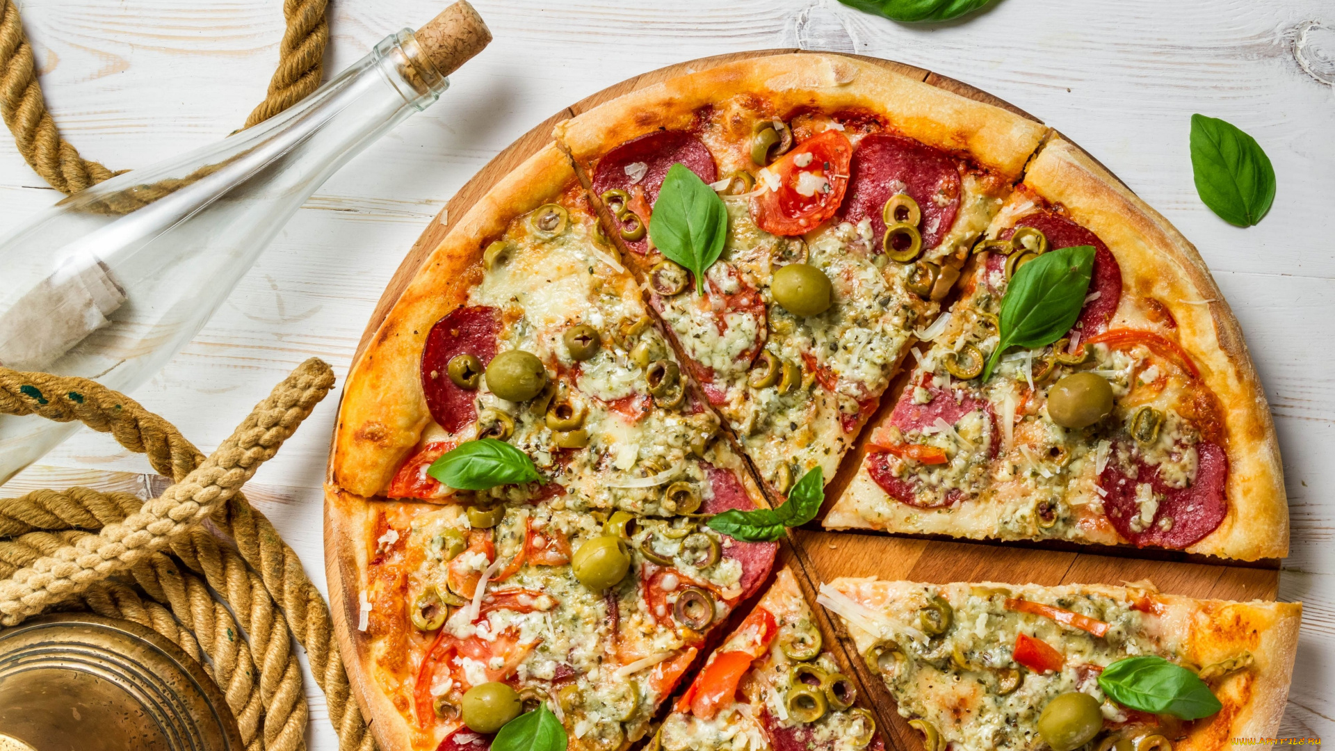 еда, пицца, канат, бутылка