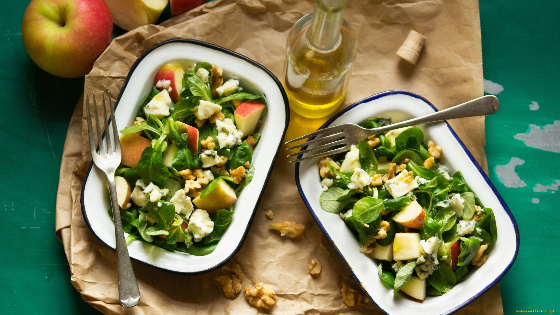 еда, салаты, закуски, орехи, бутылка, яблоки, салат
