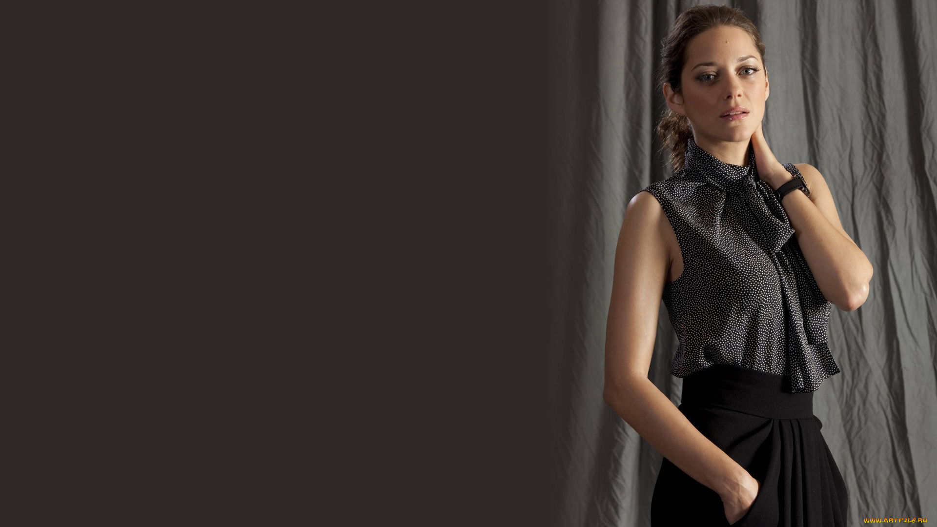 marion, cotillard, девушки, часы, карман, блузка, штора