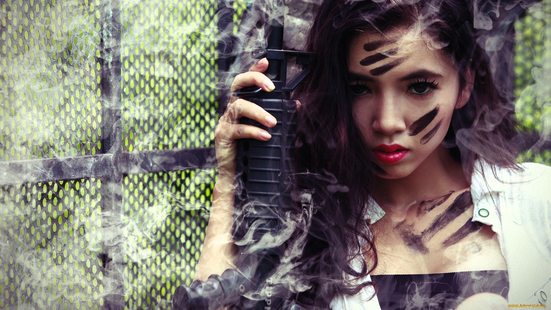 девушки, -, девушки, с, оружием, шатенка, лицо, грязь, оружие, дым