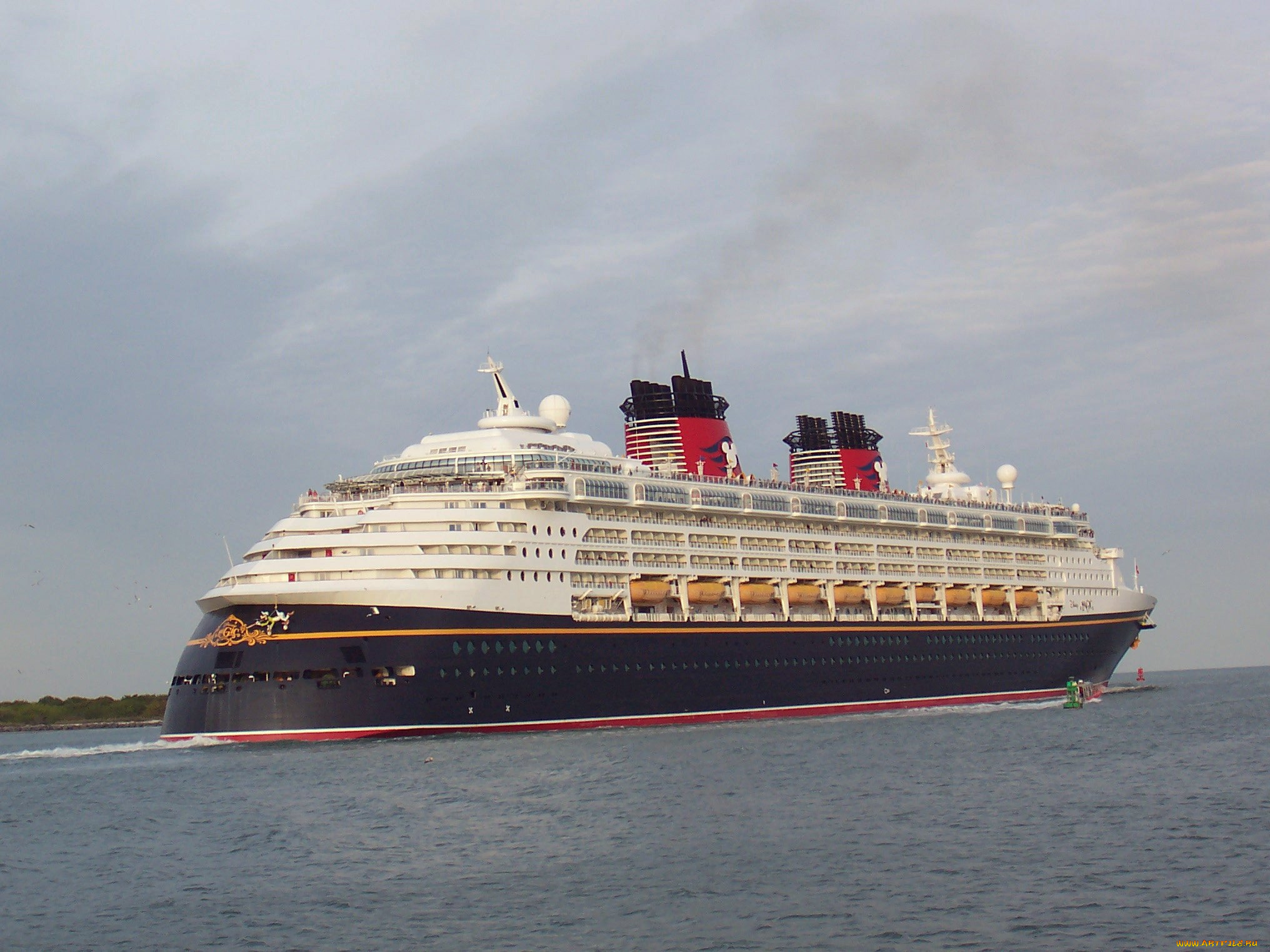 корабли, лайнеры