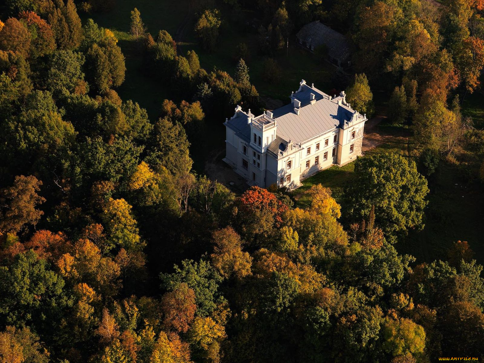 города, дворцы, замки, крепости