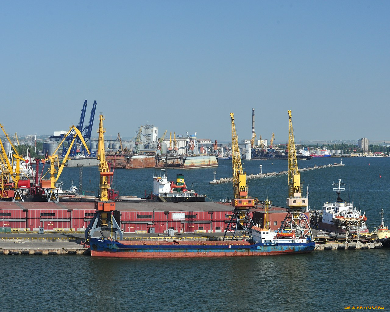 корабли, порты, причалы