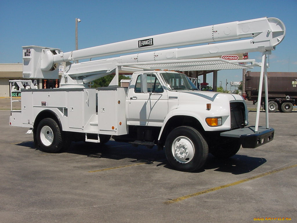 автомобили, грузовики