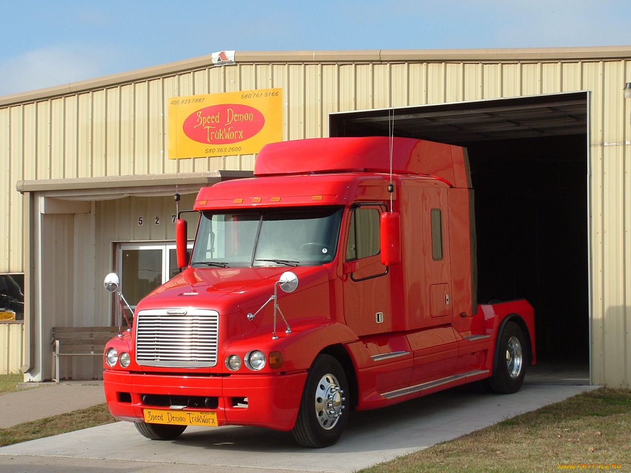 автомобили, freightliner