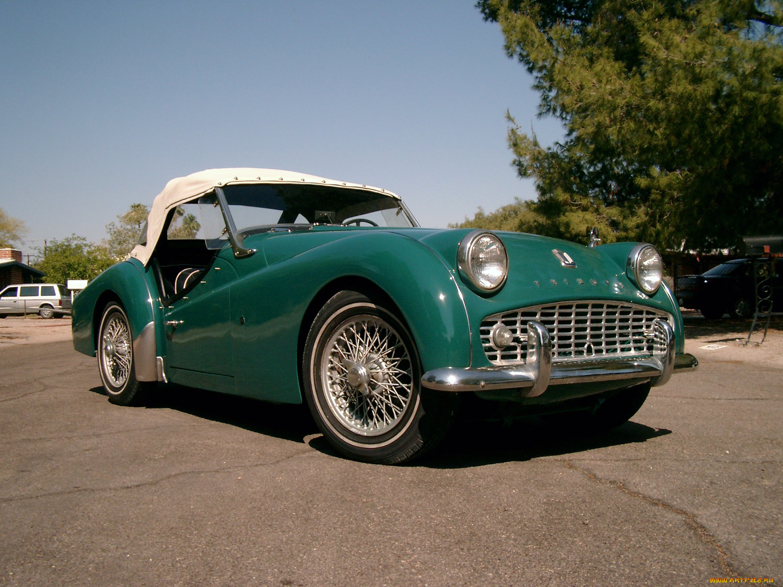 автомобили, triumph