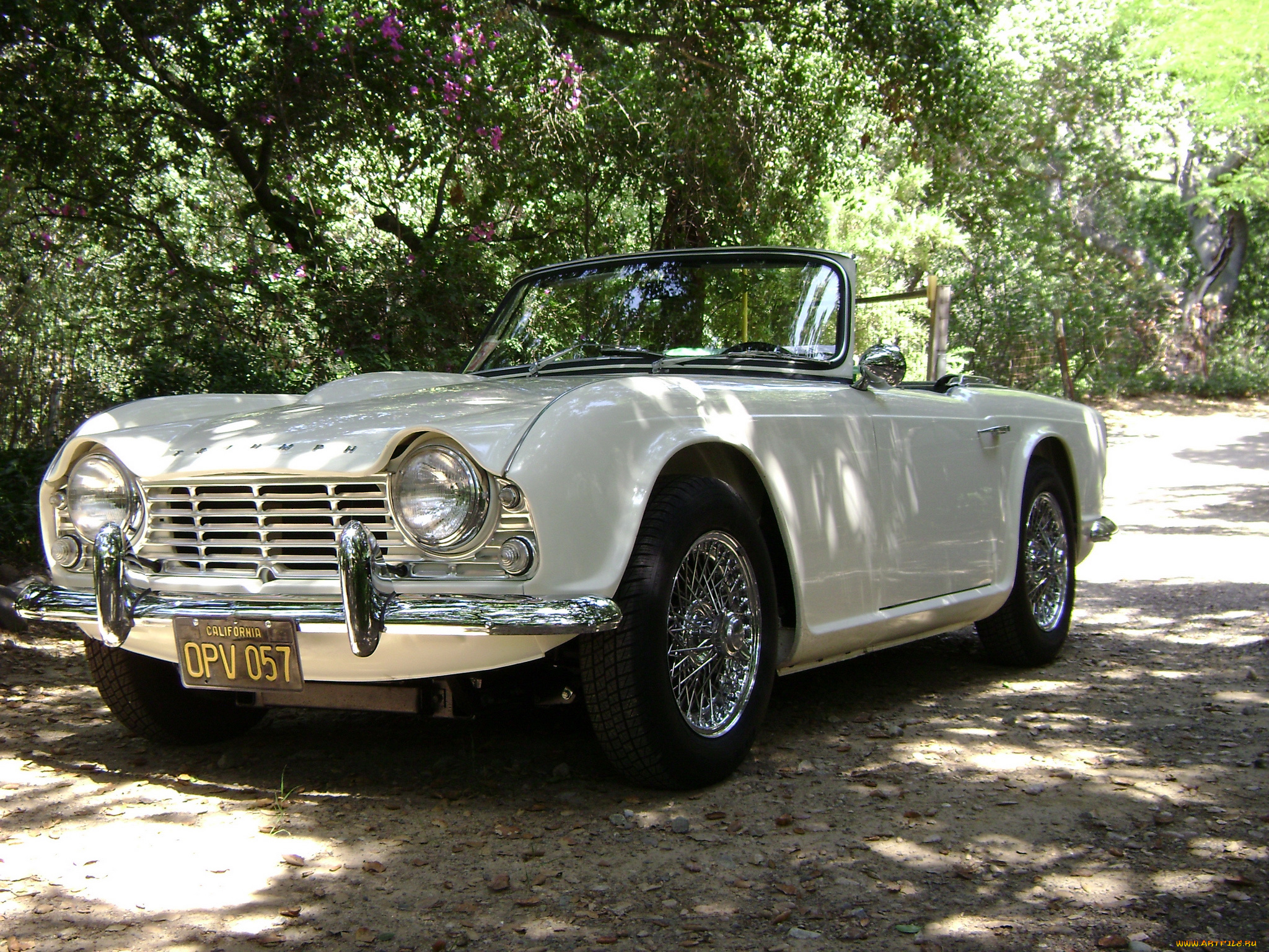 автомобили, triumph