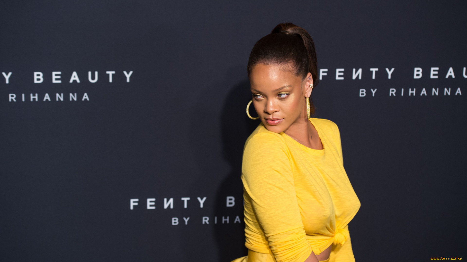 музыка, rihanna, презентация, серьги, желтый, певица, рианна