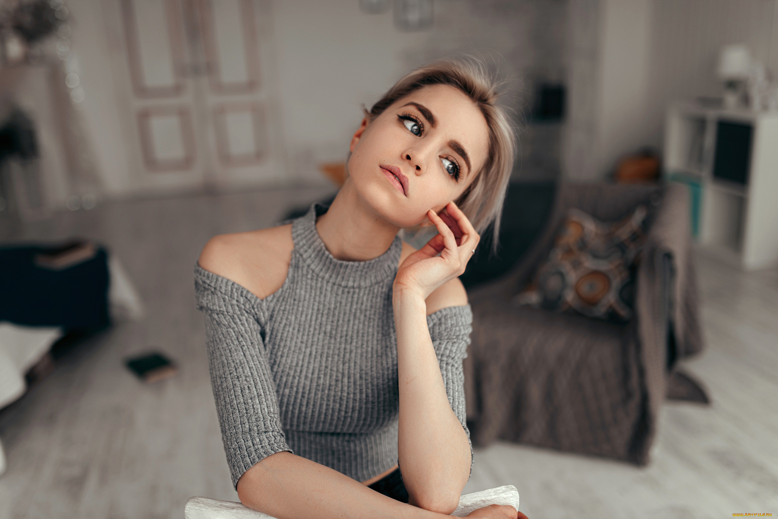 девушки, -, блондинки, , светловолосые, саша, русько, регина, сергеева, смотрит, на, зрителя, модель, женщины, в, помещении, глядя, сторону, лицо, макияж, свитер