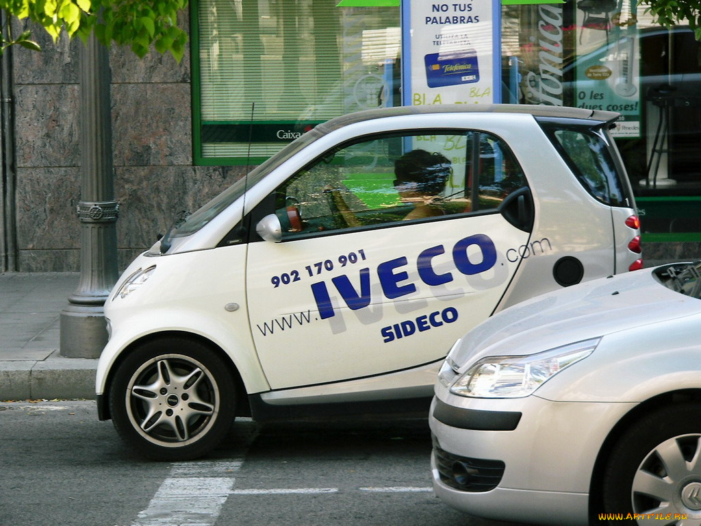 автомобили, разные, вместе