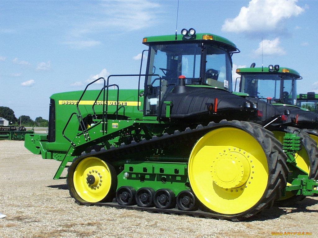 техника, тракторы