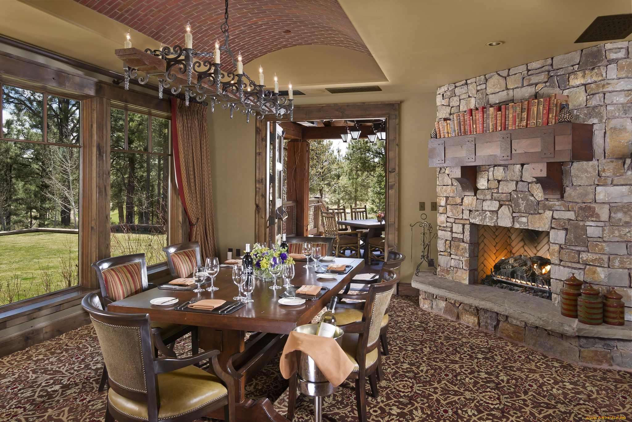интерьер, столовая, камин, сервировка, стол