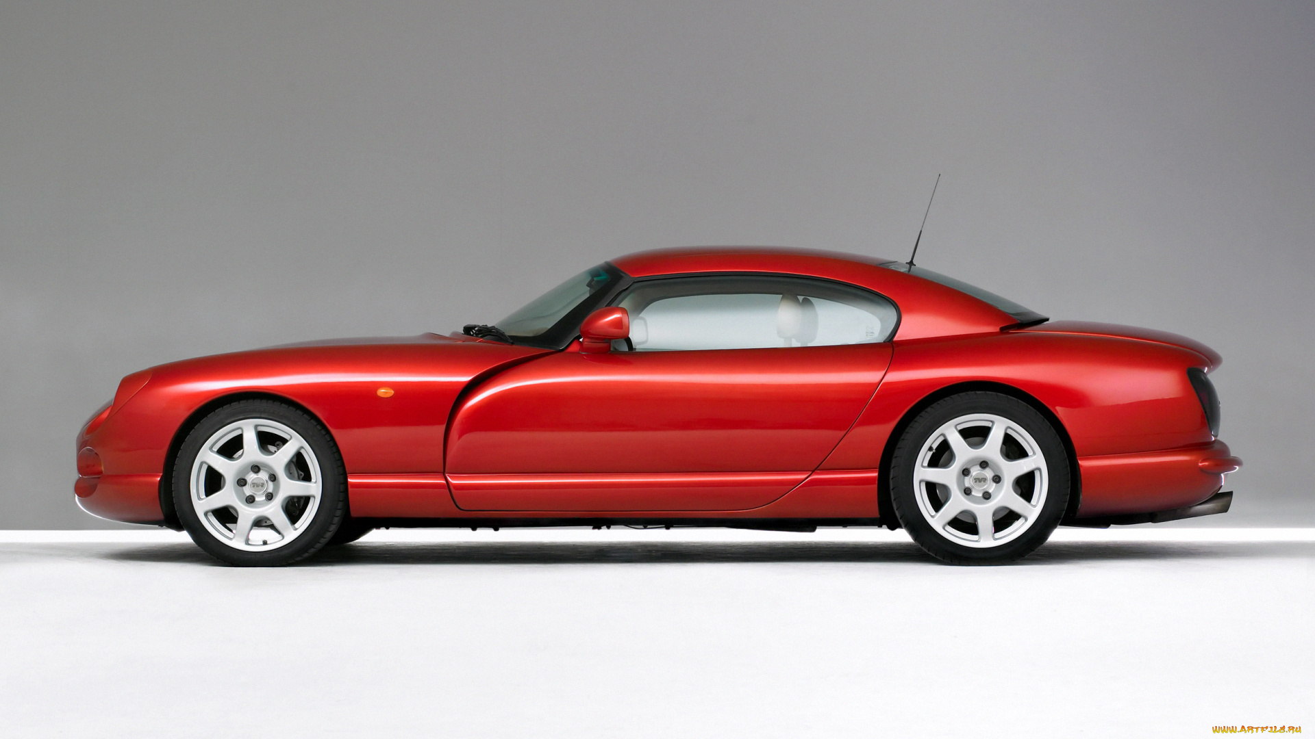 автомобили, tvr