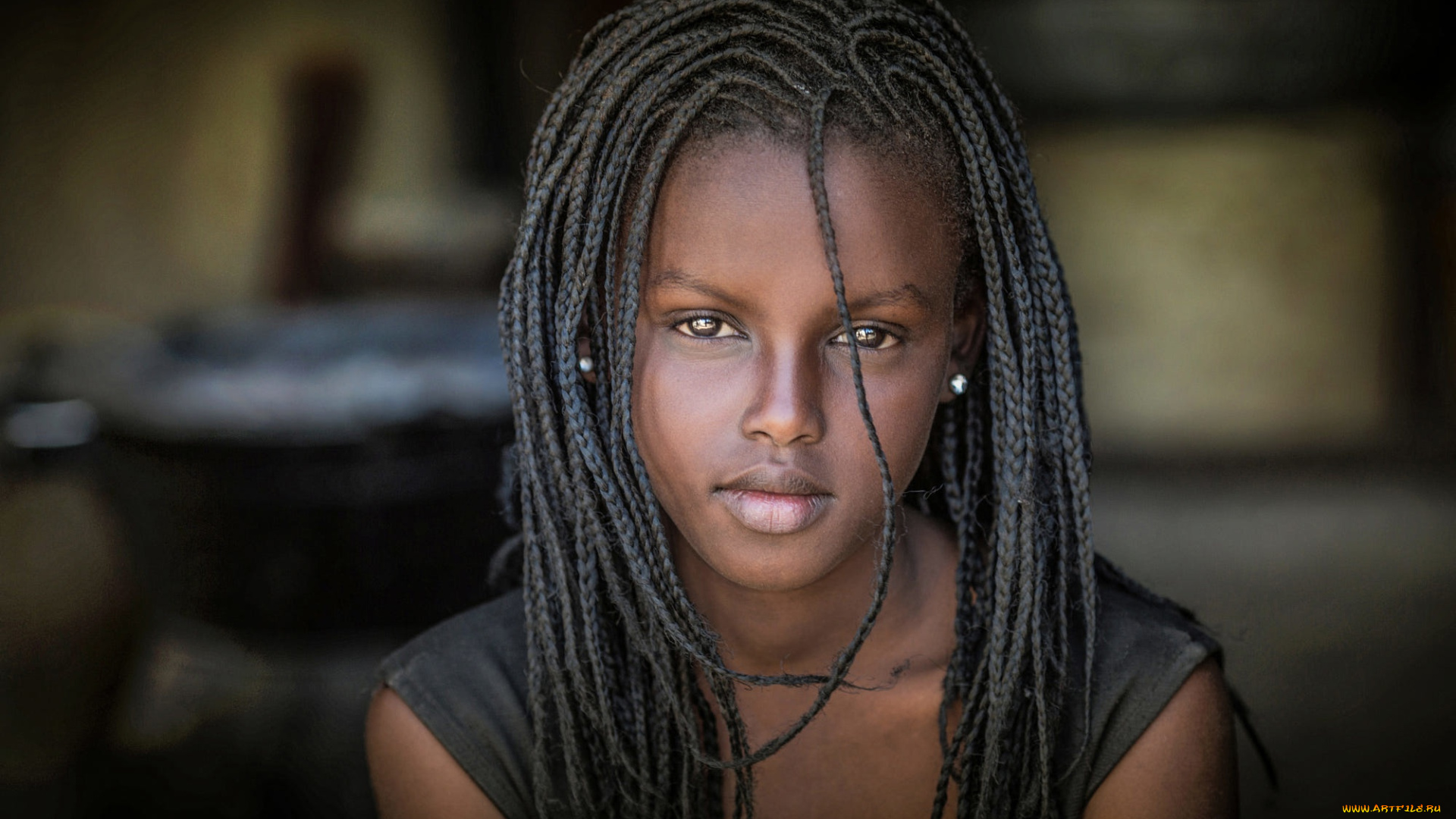 девушки, -unsort, , лица, , портреты, красотка, взгляд, девушка, молодая, модель, мулатка, чернокожая, темнокожая, портрет, лицо