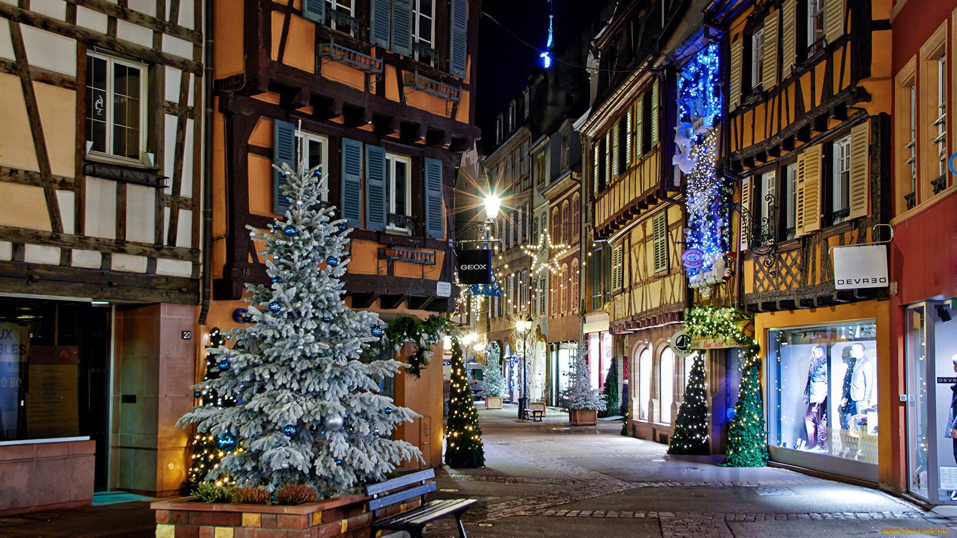 праздничные, новогодние, пейзажи, улица, дома, иллюминация, елка