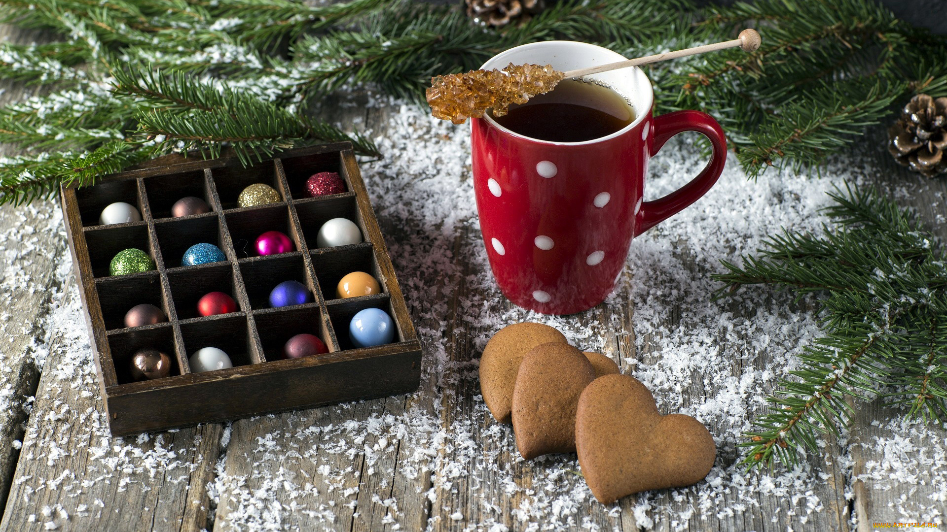 праздничные, угощения, печенье, карамель, чай, шарики