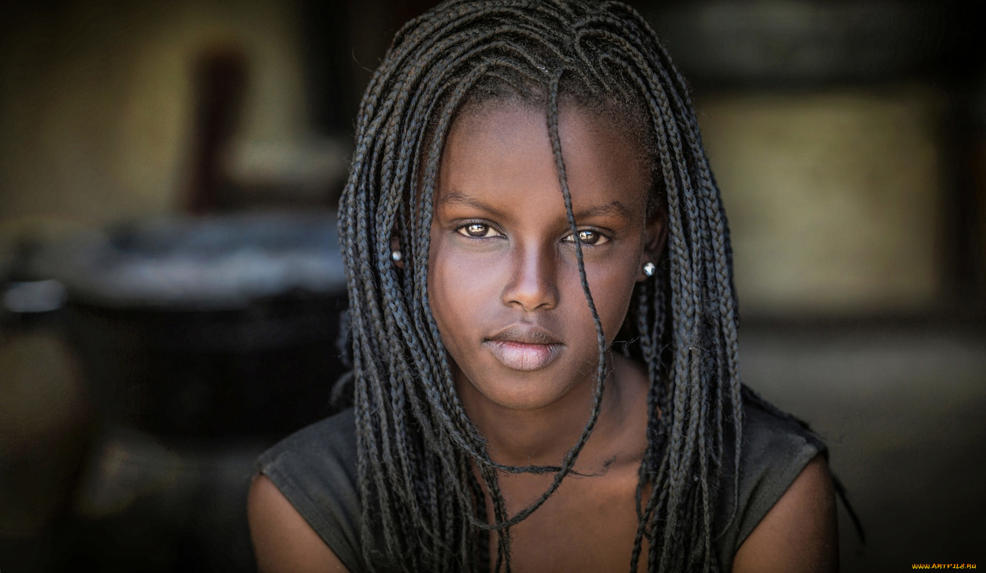 девушки, -unsort, , лица, , портреты, красотка, взгляд, девушка, молодая, модель, мулатка, чернокожая, темнокожая, портрет, лицо