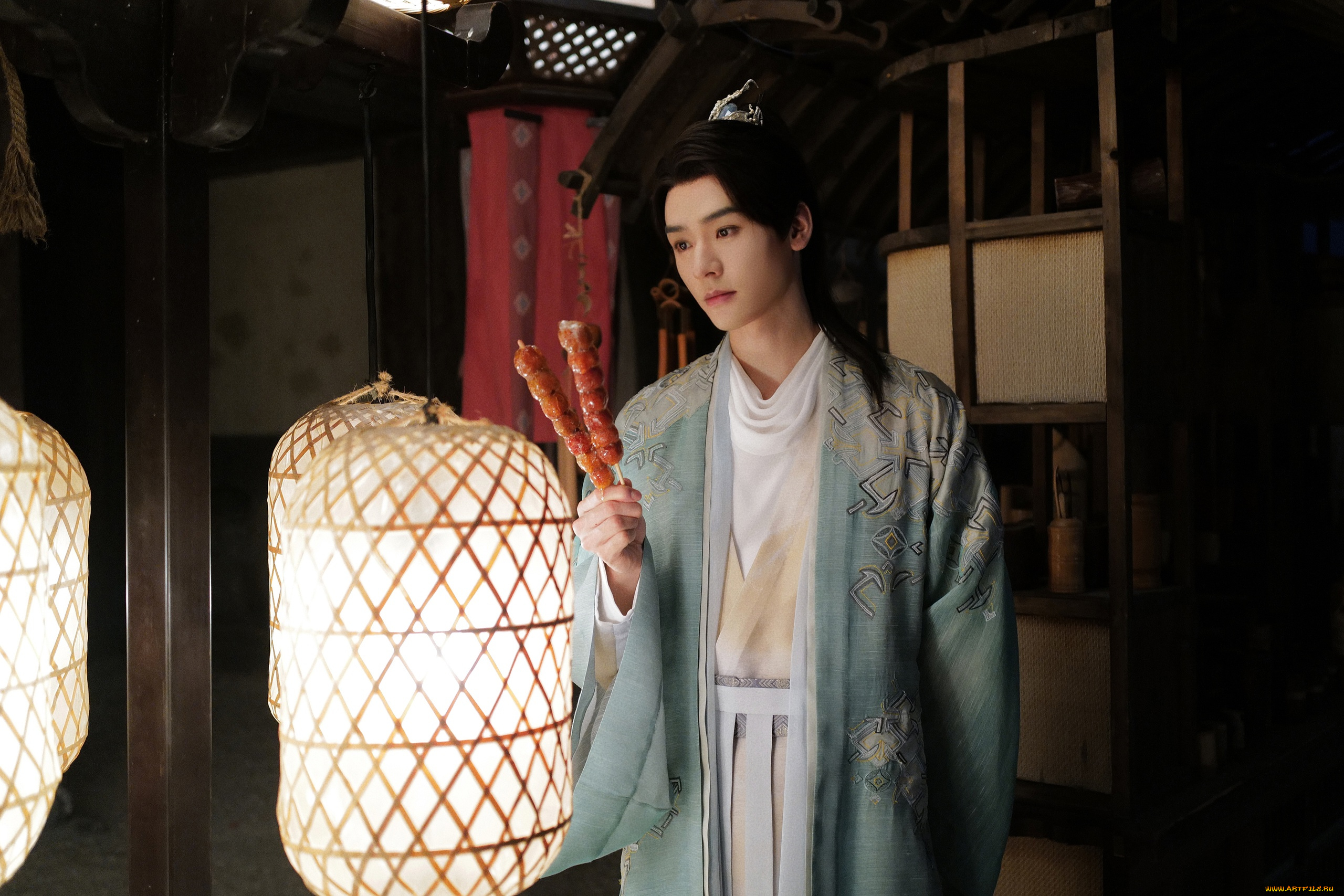 кино, фильмы, -unknown, , другое, парень, костюм, сладости