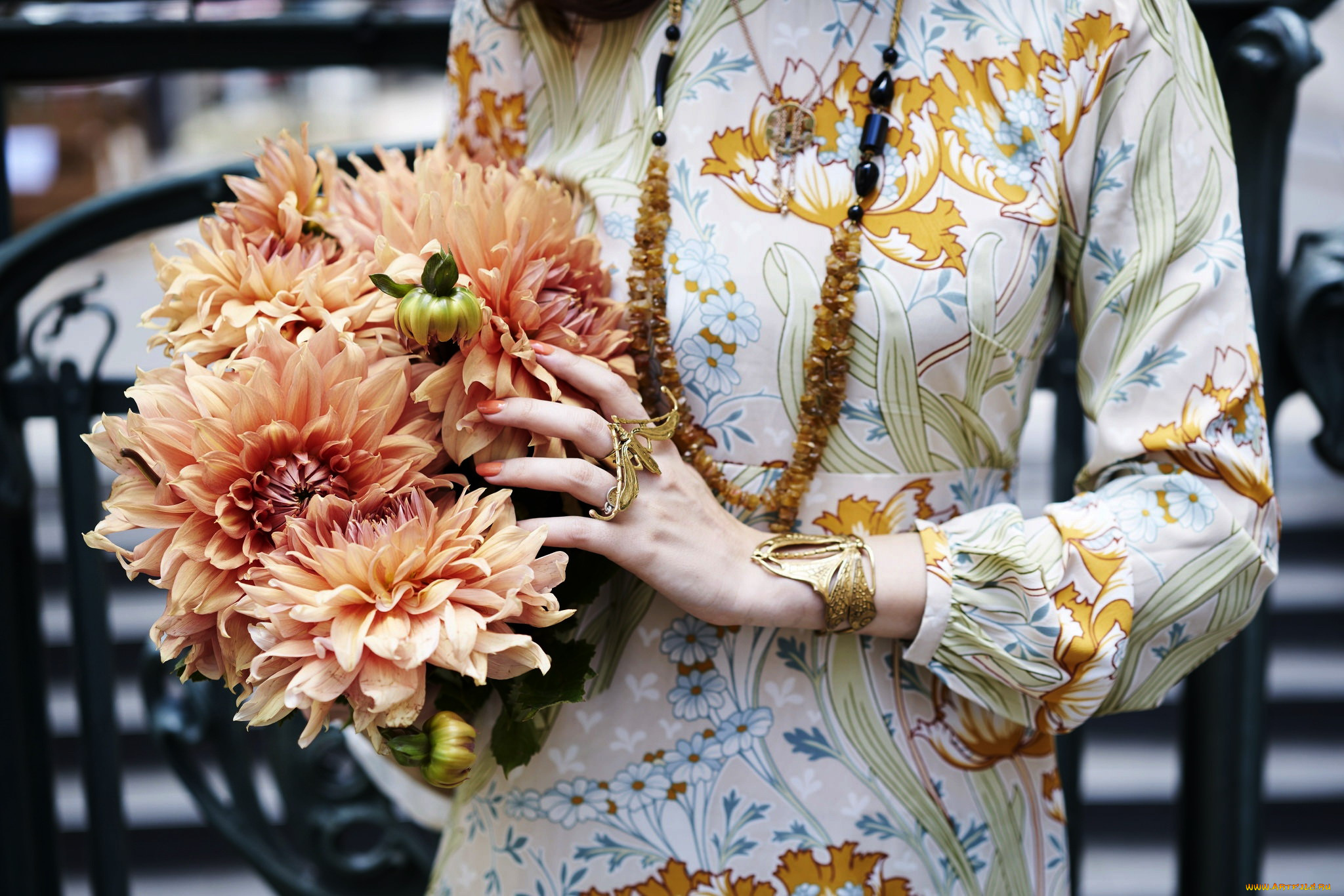 разное, руки, , ноги, георгины, букет, женская, рука, украшения