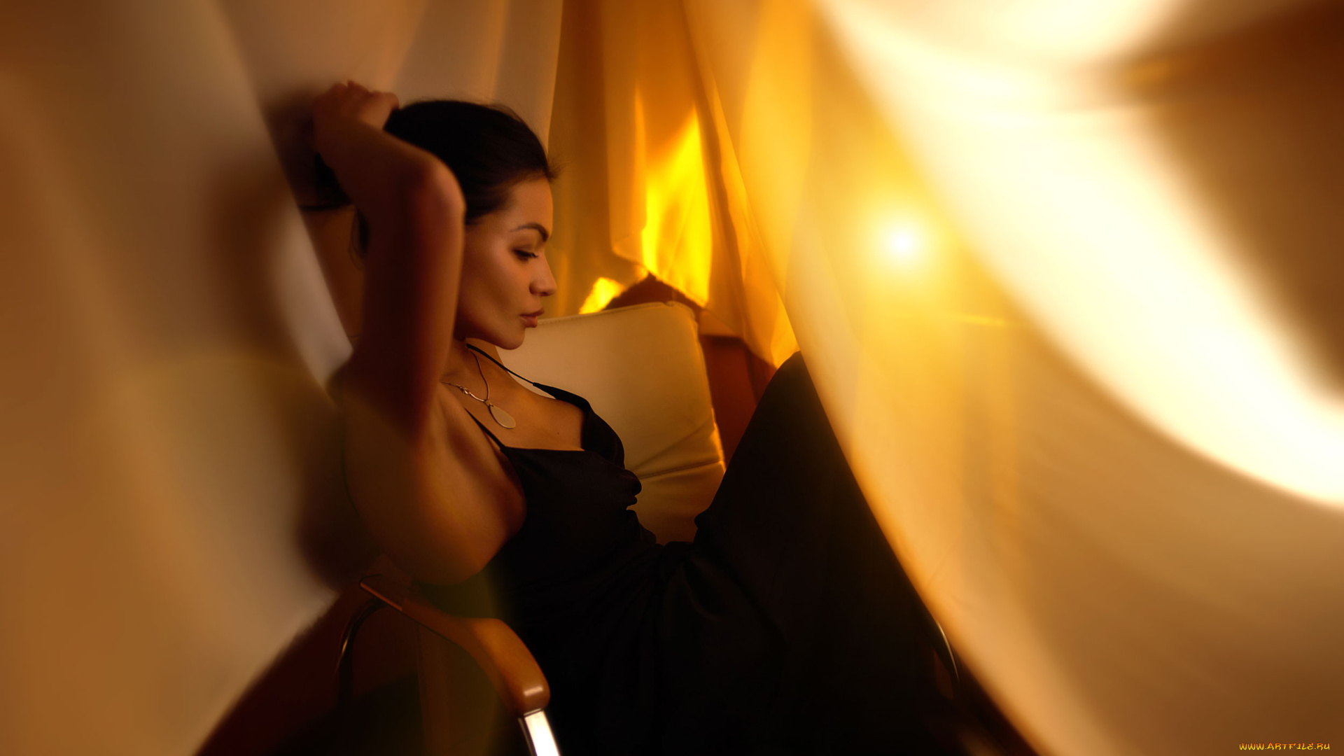 красивая, девушка, девушки, -, брюнетки, , шатенки, девушка, женщина, брюнетка, темноволосая, сексуальная, модель, звезда, позирует, разная, обувь, верхняя, стильная, одежда, нижнее, эротическое, бельё, трусы, лифчик, колготки, чулки, аксессуары, макияж, и, множество, элементов, на, фотографии