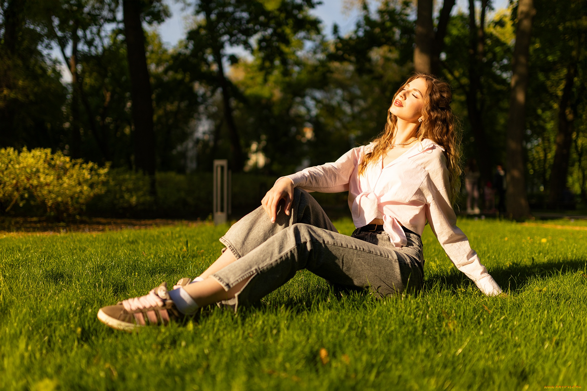 красивая, девушка, девушки, -, брюнетки, , шатенки, девушка, женщина, шатенка, темноволосая, сексуальная, модель, звезда, позирует, разная, обувь, верхняя, стильная, одежда, нижнее, эротическое, бельё, трусы, лифчик, колготки, чулки, аксессуары, макияж, и, множество, элементов, на, фотографии