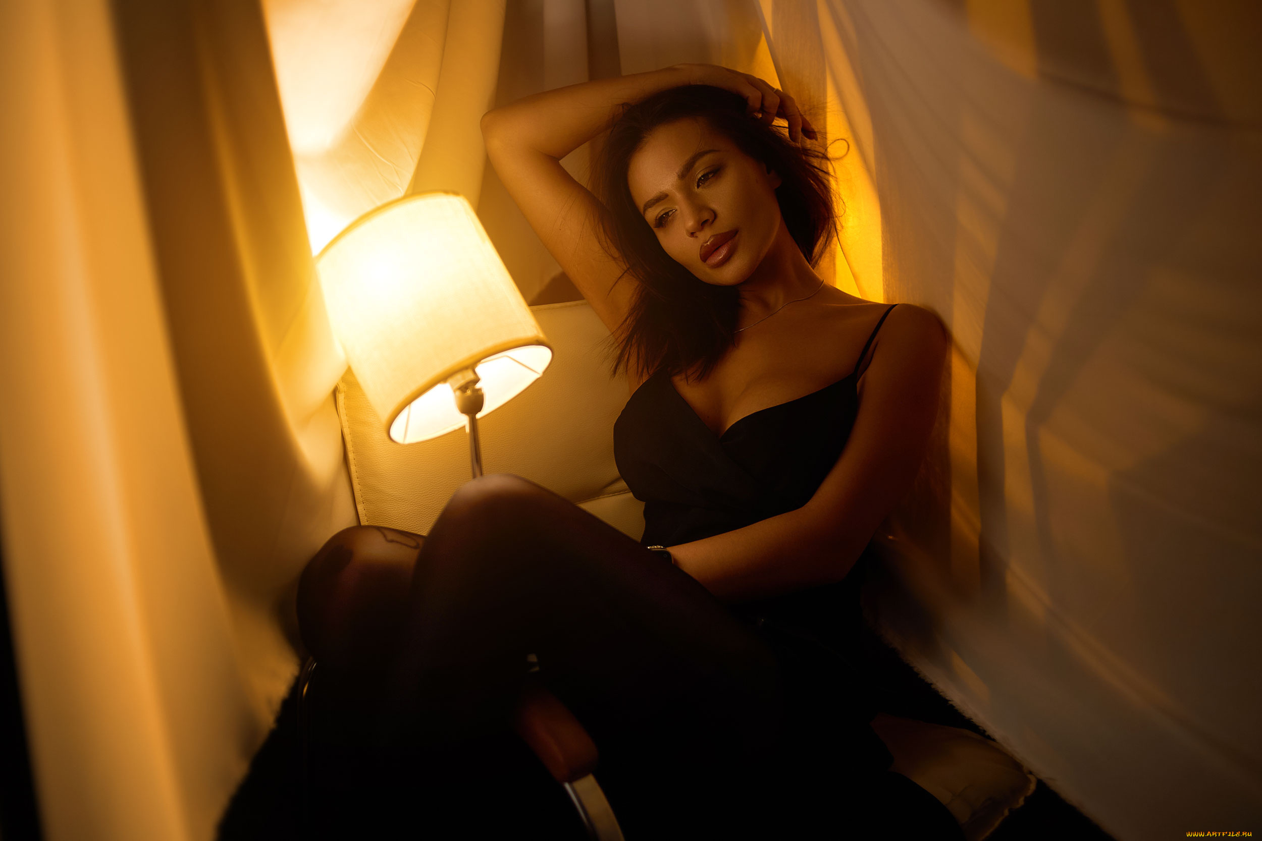 красивая, девушка, девушки, -, брюнетки, , шатенки, девушка, женщина, брюнетка, темноволосая, сексуальная, модель, звезда, позирует, разная, обувь, верхняя, стильная, одежда, нижнее, эротическое, бельё, трусы, лифчик, колготки, чулки, аксессуары, макияж, и, множество, элементов, на, фотографии