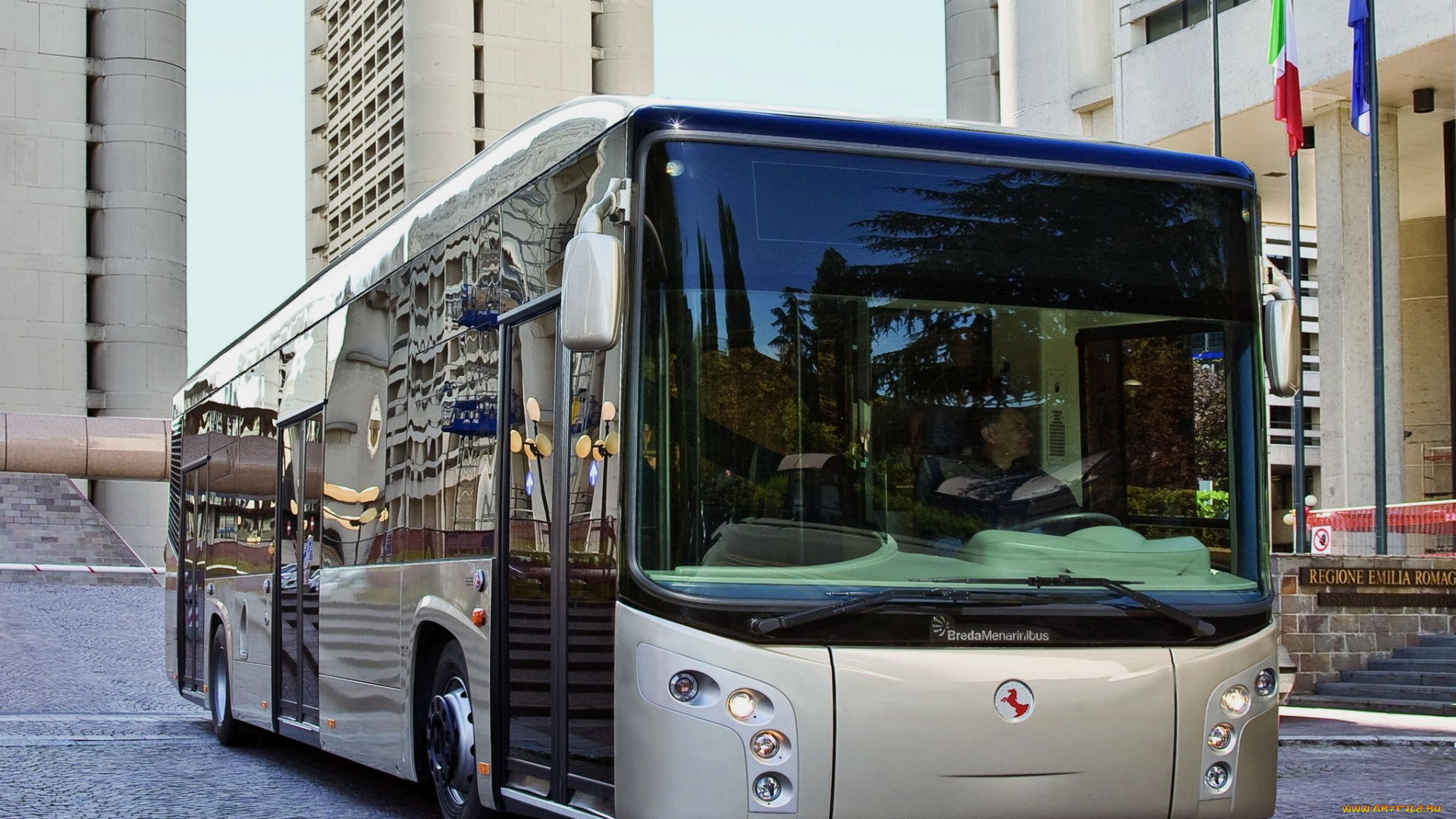 автомобили, автобусы, avancity, bredamenarinibus