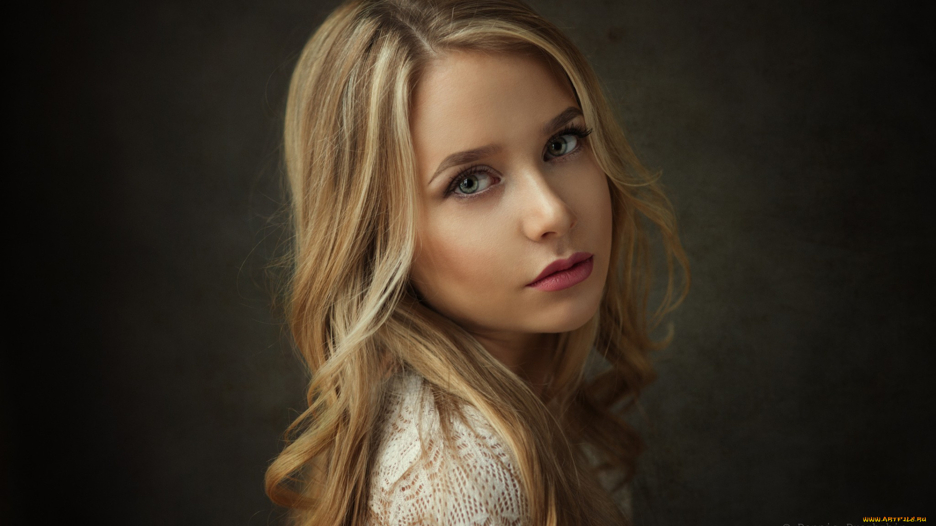 девушки, -, лица, , портреты, блондинка, портрет, лицо, простой, фон, волосы, смотрит, на, зрителя, деннис, дрожжин, женщины, в, помещении, студия, макияж, крашеные, модель, с, водяными, знаками