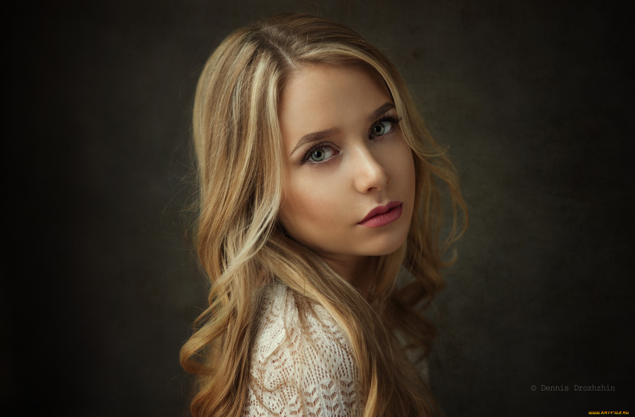 девушки, -, лица, , портреты, блондинка, портрет, лицо, простой, фон, волосы, смотрит, на, зрителя, деннис, дрожжин, женщины, в, помещении, студия, макияж, крашеные, модель, с, водяными, знаками
