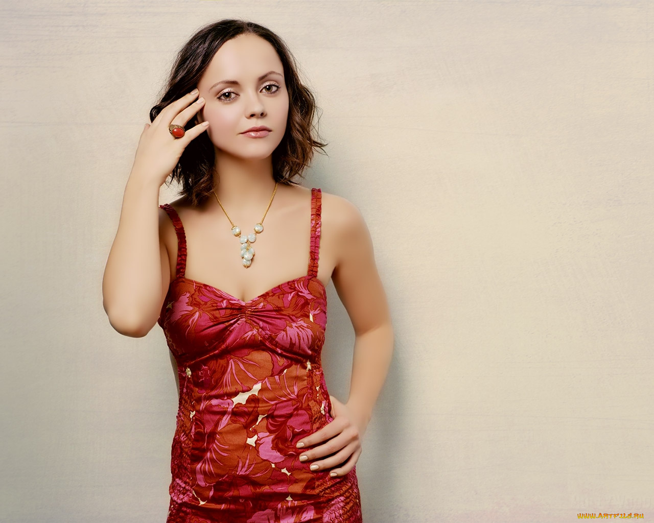 Christina, Ricci, девушки