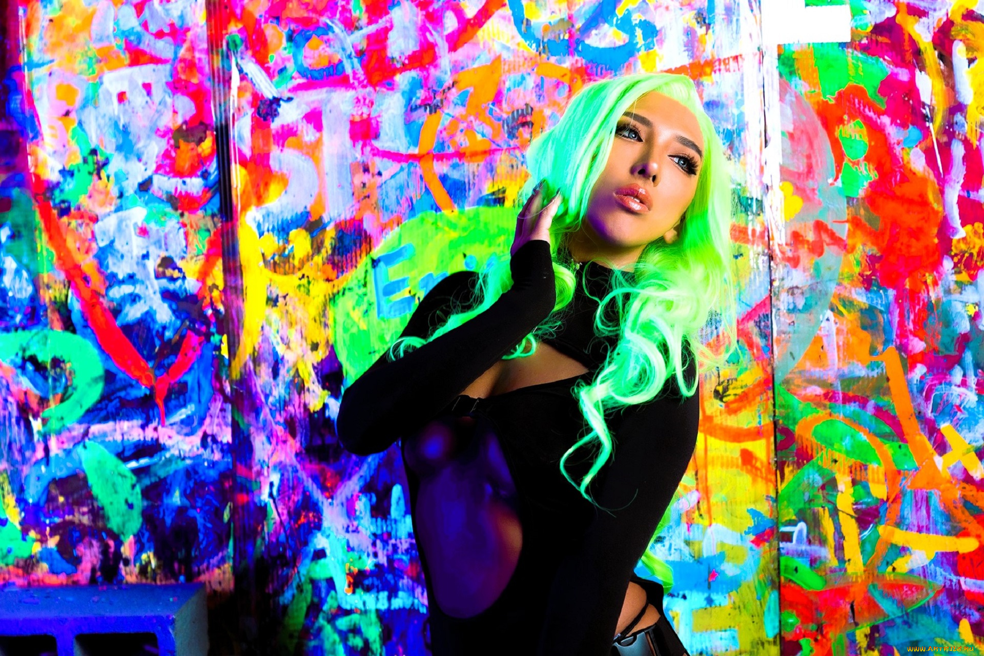 девушки, nonsummerjack, зеленые, волосы, наряд, неон, граффити, коридор