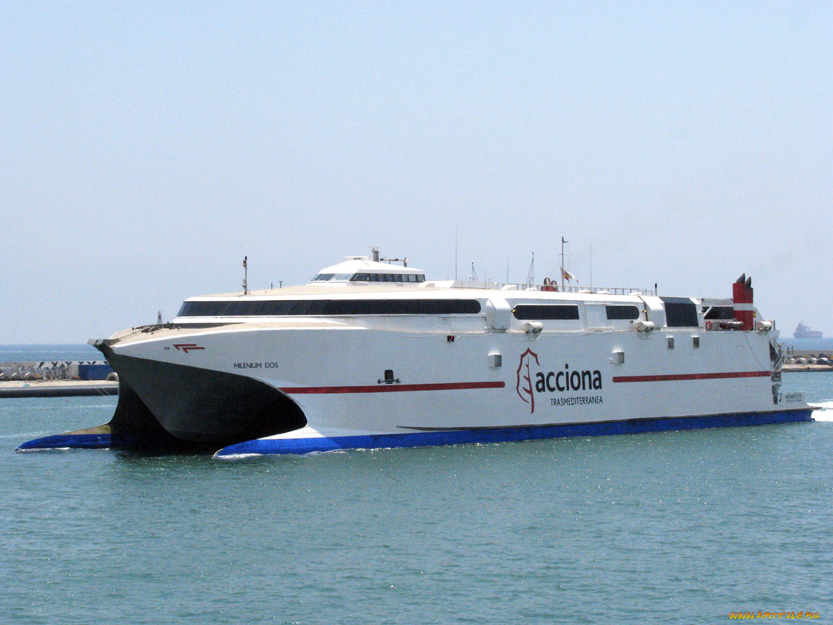 корабли, катера