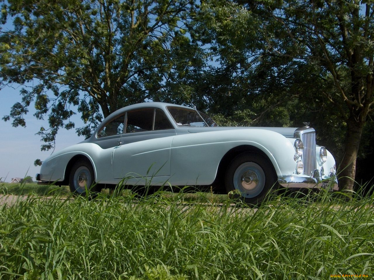 автомобили, bentley