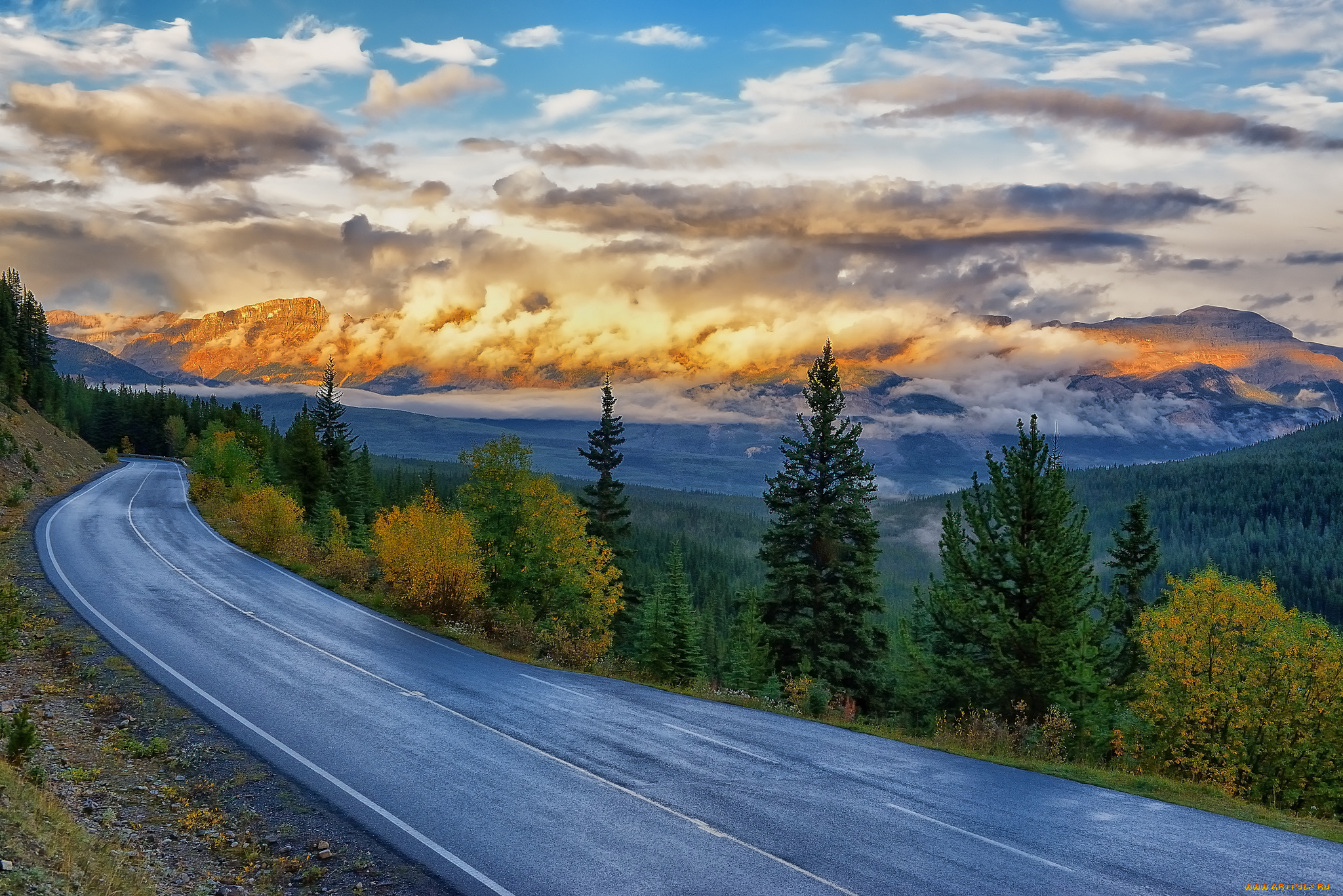 природа, дороги, деревья, облака, горы, пейзаж