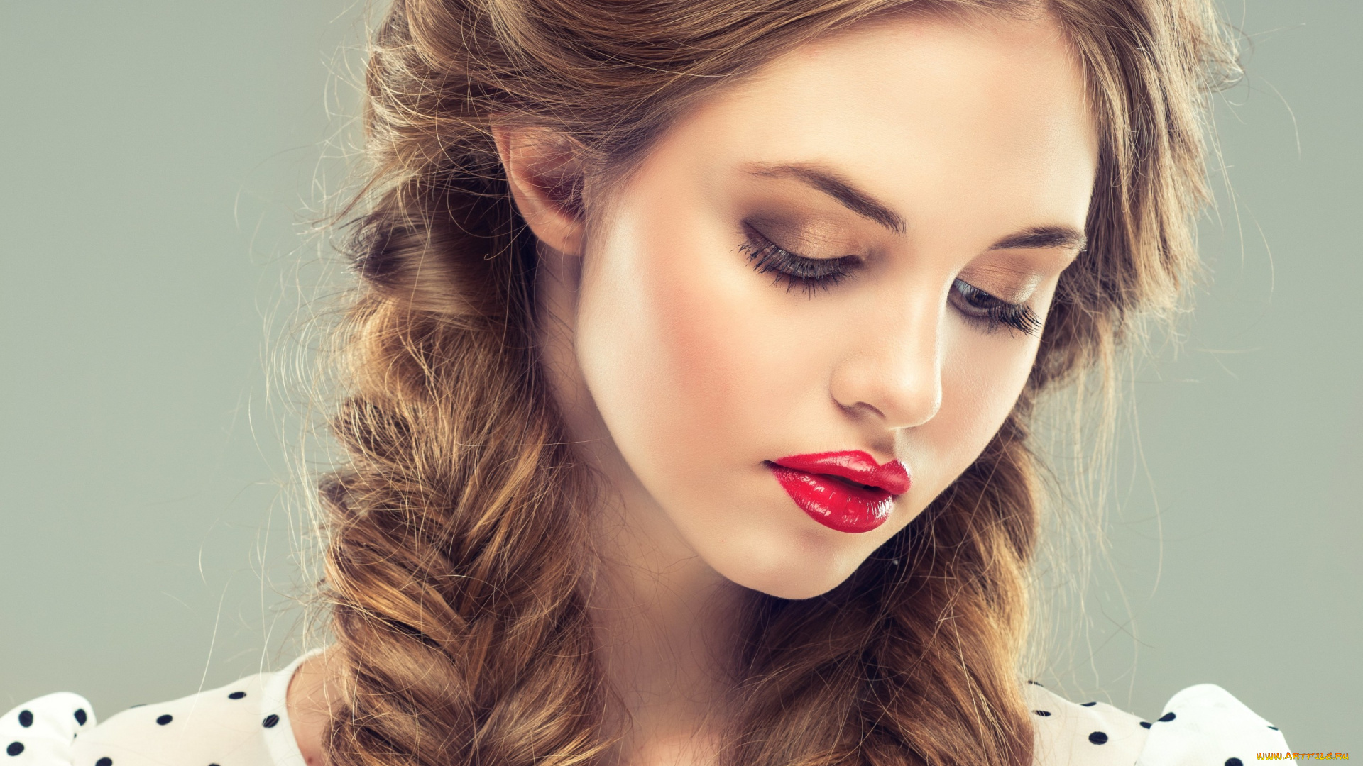 девушки, -unsort, , лица, , портреты, девушка, модель, взгляд, лицо, макияж, помада, волосы, косы, фон