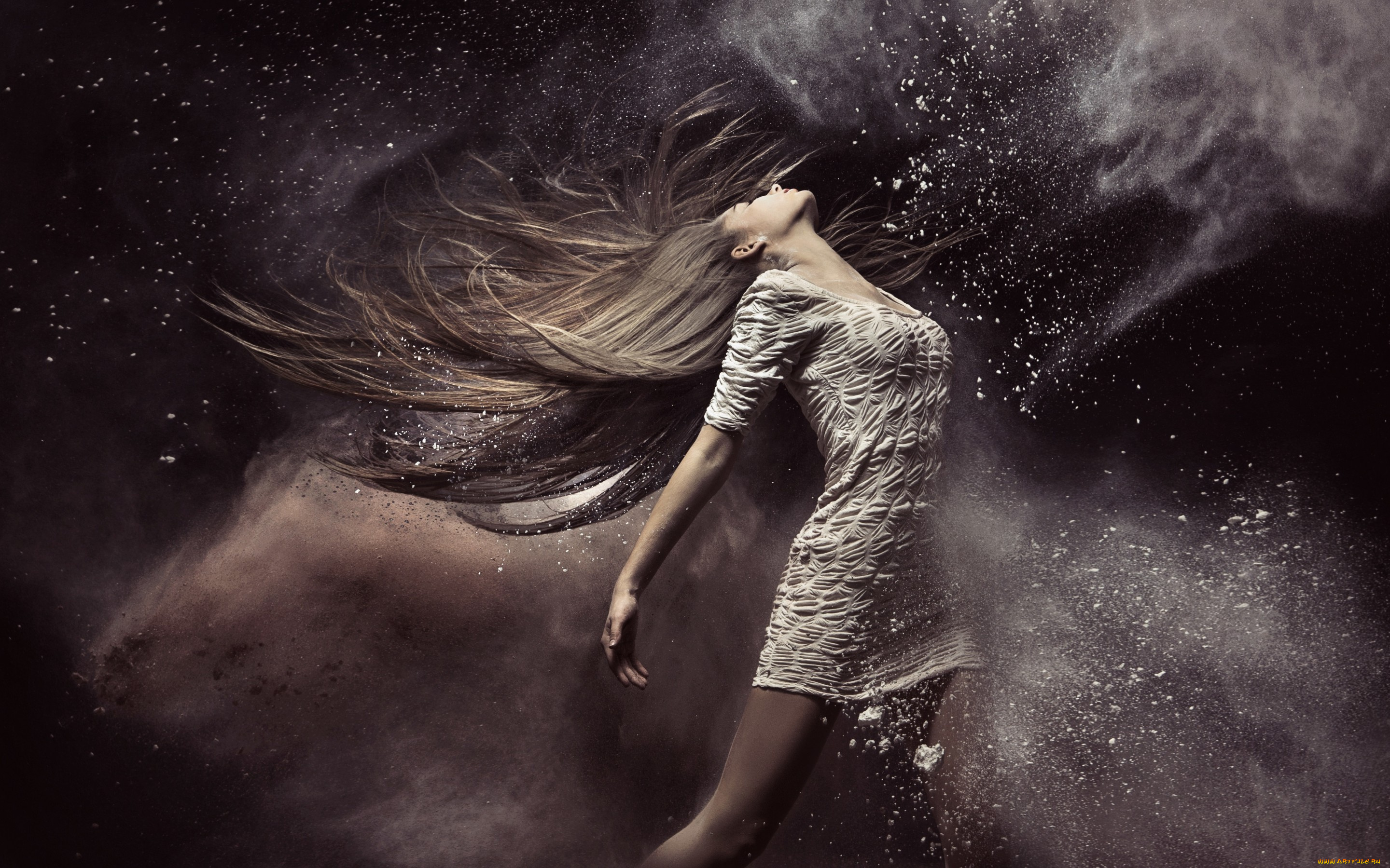 девушки, -unsort, , креатив, девушка, модель, длинные, волосы, платье, поза